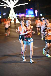 BIB: 100, 41808
                            <button type="button" onclick="openModal(23203236)" class="btn btn-primary btn-sm float-right btn-popup" data-toggle="modal" data-target=".modal-high-quality">
                        <i class="fas fa-shopping-cart"></i> Add to Cart
                    </button>
                                            <button type="button" onclick="isThisMe(23203236, true)" class="btn btn-success btn-sm float-right btn-popup btn-isme hidden" data-toggle="tooltip" data-placement="bottom" title="นี่คือรูปของคุณใช่ไหม คลิกที่นี่เพื่อเอาเข้าอัลบั้ม">
                        <i class="fas fa-plus"></i> Add to album
                    </button>
                    <button type="button" onclick="isThisMe(23203236, false)" class="btn btn-warning btn-sm float-right btn-popup btn-isnotme hidden">
                        <i class="fas fa-ban"></i> Remove from album
                    </button>